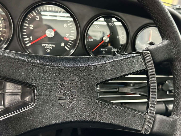 Porsche 911 S (F-Modell)