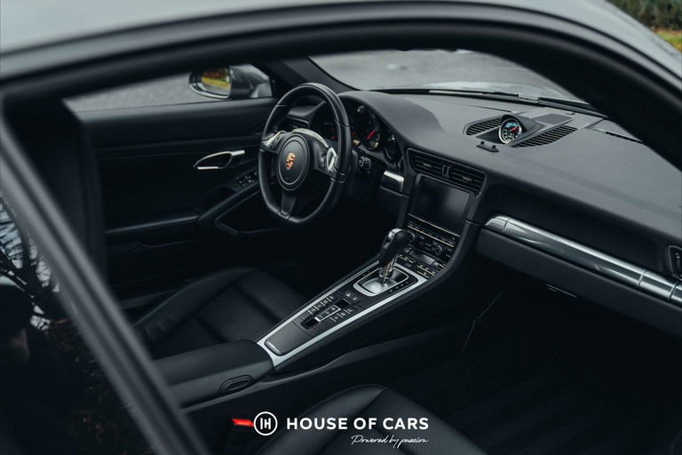 Porsche 991 Carrera 4