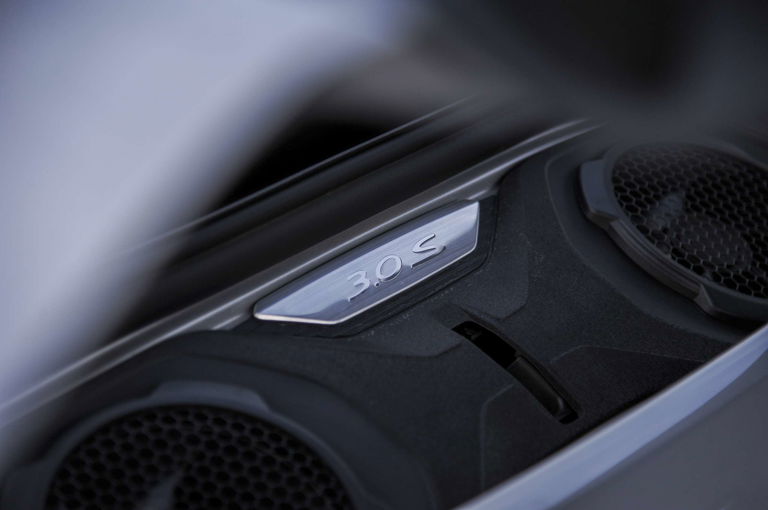 Porsche 992 Carrera S