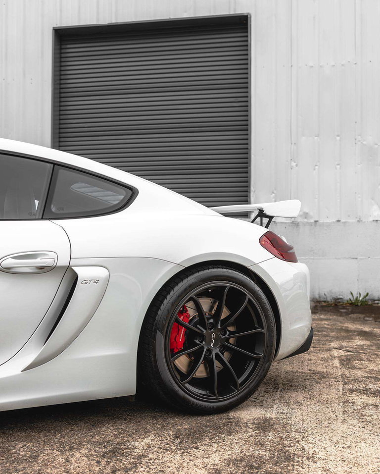 Porsche 981 Cayman GT4