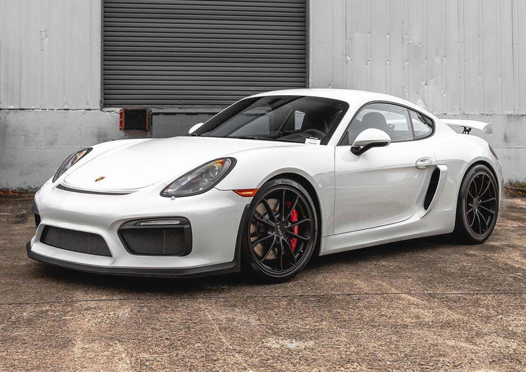 Porsche 981 Cayman GT4