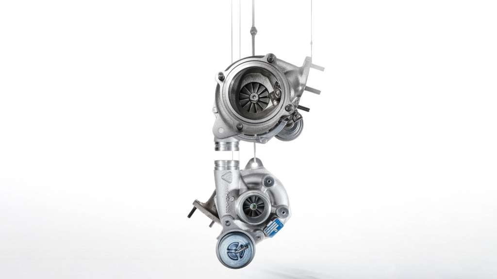 Before the VTG-Turbo (VTG-Lader) there was single-turbo, sequential Turbo and Biturbo variable-geometry turbocharger (VGT) 