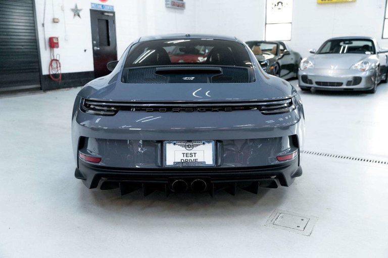 Porsche 992 GT3 Touring