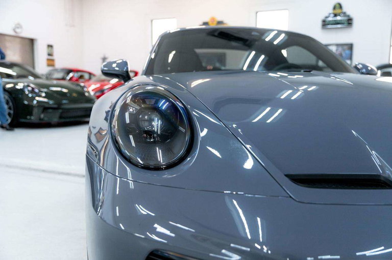 Porsche 992 GT3 Touring