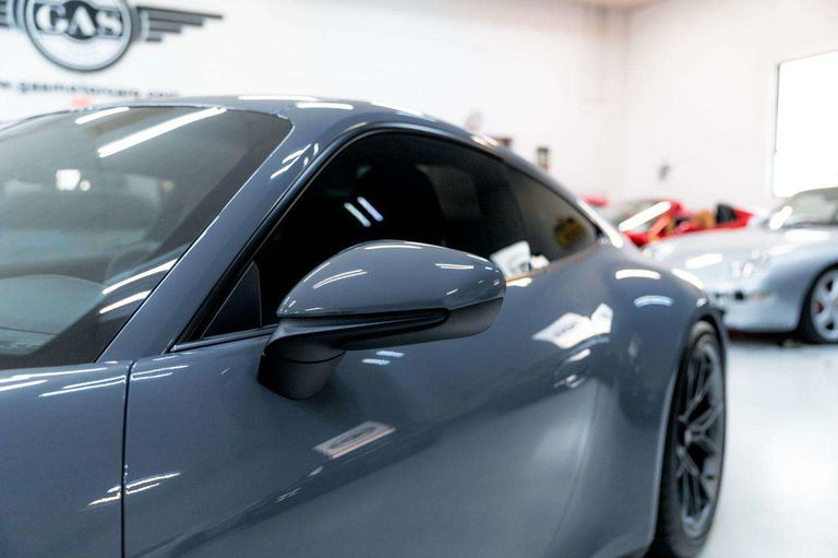 Porsche 992 GT3 Touring