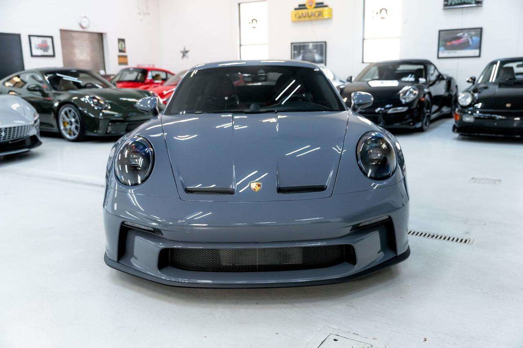 Porsche 992 GT3 Touring