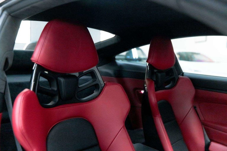 Porsche 992 GT3 Touring
