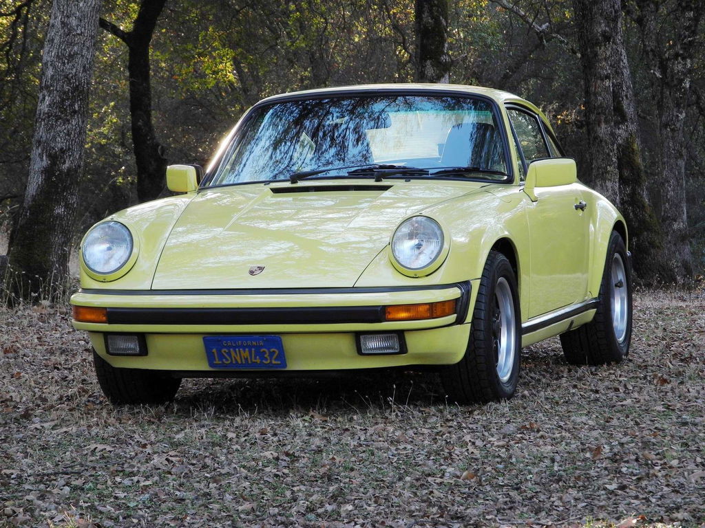 Porsche 911 Carrera 3.2