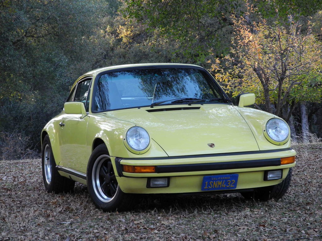 Porsche 911 Carrera 3.2