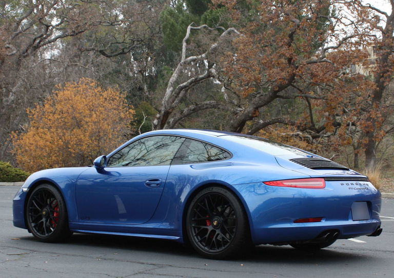 Porsche 991 Carrera GTS