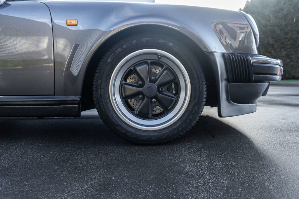 Porsche 911 Carrera 3.2 WTL