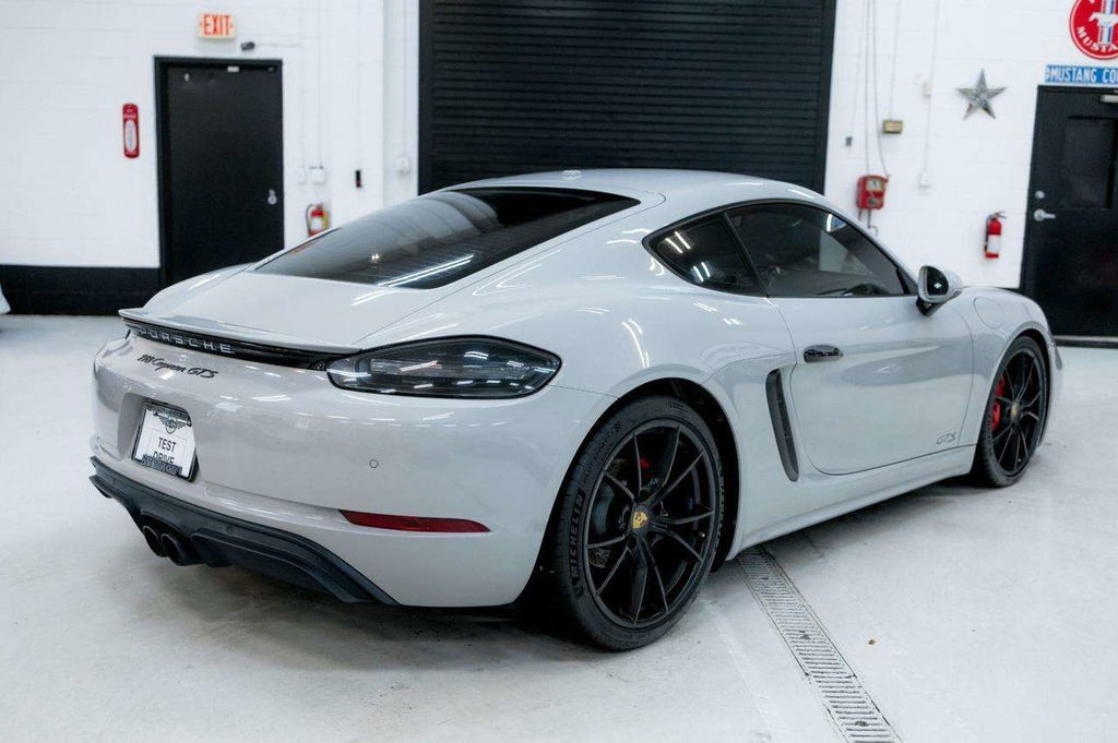 Porsche 718 Cayman GTS