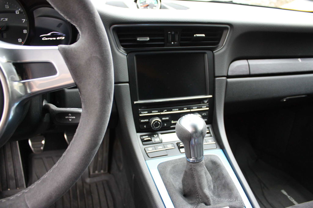 Porsche 991 Carrera GTS