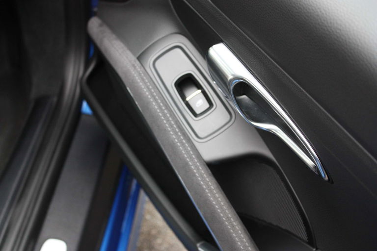 Porsche 991 Carrera GTS