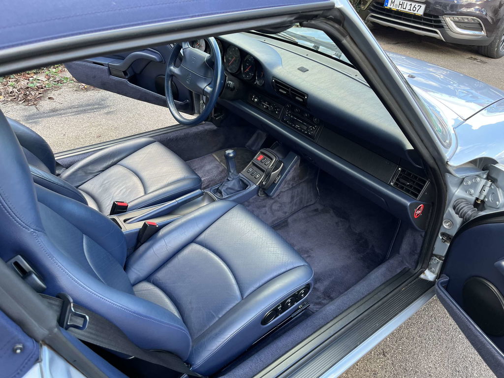 Porsche 993 Carrera 4