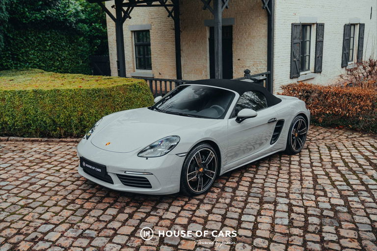 Porsche 718 Boxster