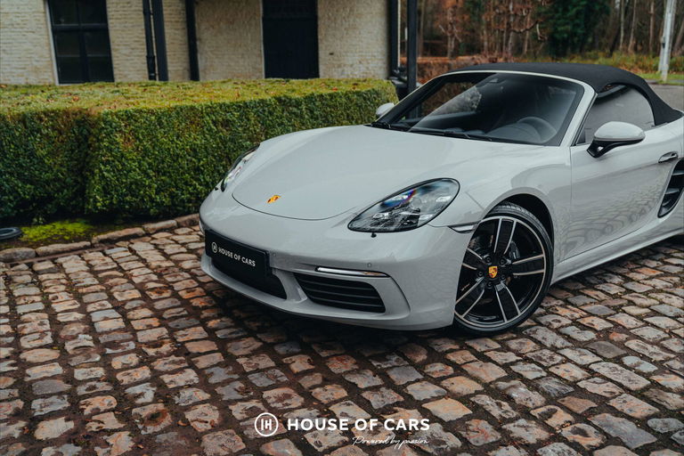 Porsche 718 Boxster