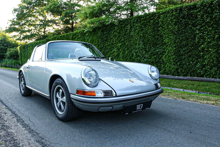 Porsche 911 T