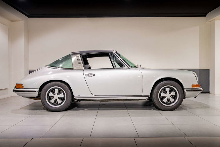 Porsche 911 T