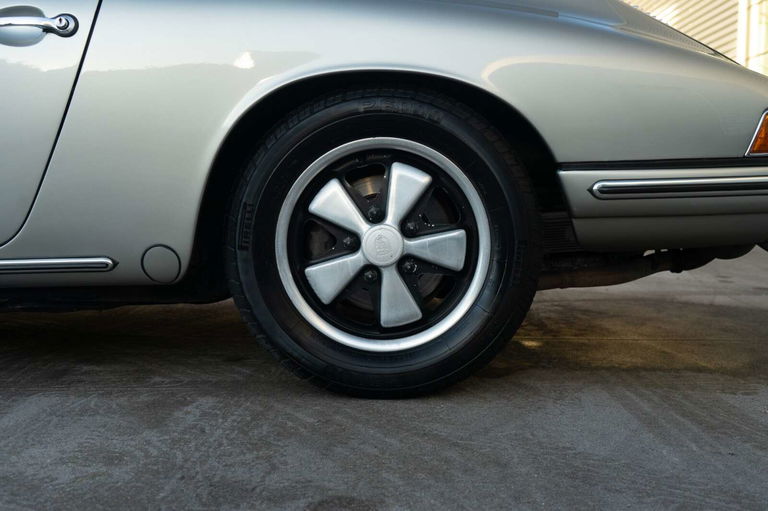 Porsche 911 (F-Modell)