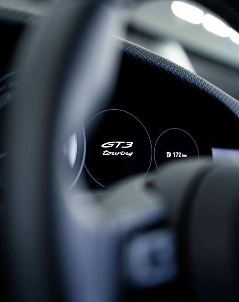 Porsche 992 GT3 Touring