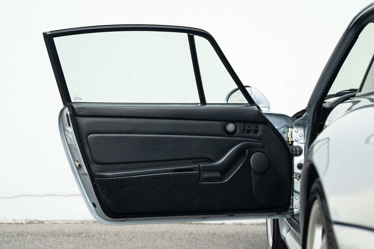 Porsche 993 Carrera 4S