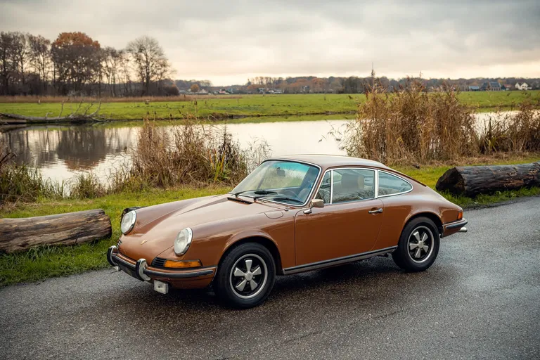 Porsche 911 T (US)