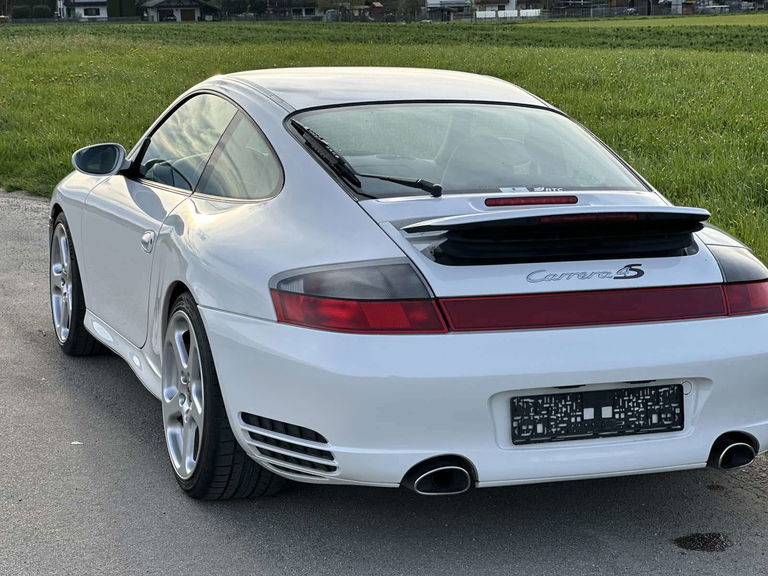 Porsche 996 Carrera 4S