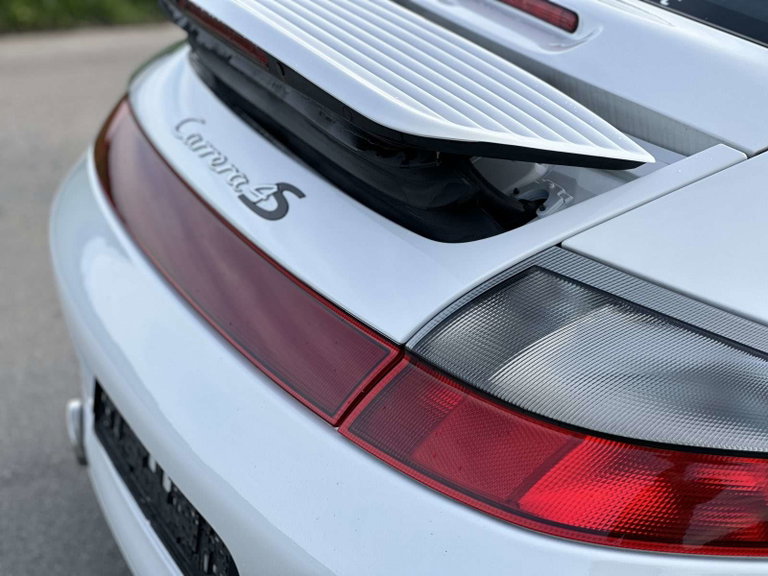 Porsche 996 Carrera 4S