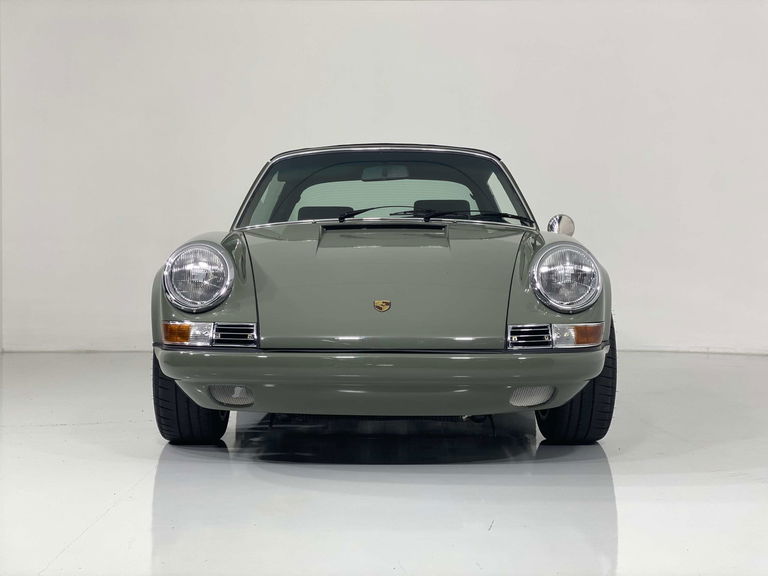 Porsche 911 Backdate