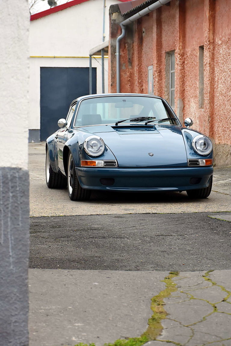 Porsche 911 Backdate
