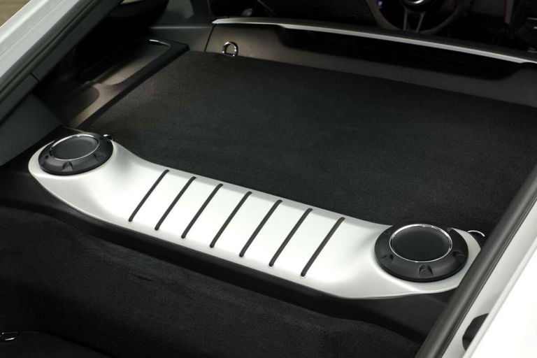 Porsche 718 Cayman GT4