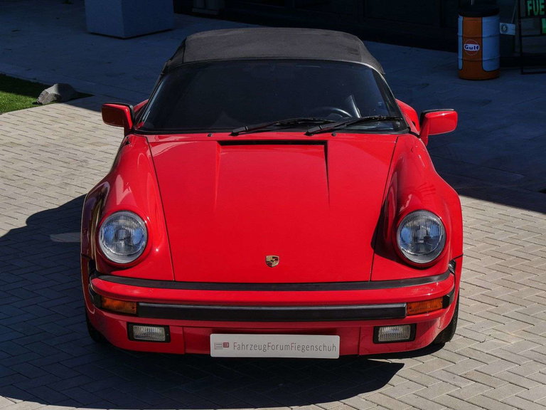 Porsche 911 Carrera 3.2 Speedster