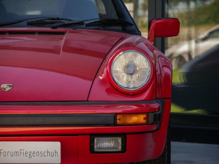 Porsche 911 Carrera 3.2 Speedster