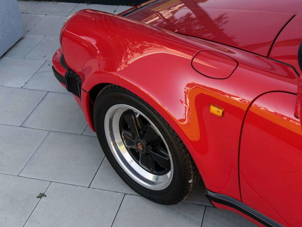 Porsche 911 Carrera 3.2 Speedster