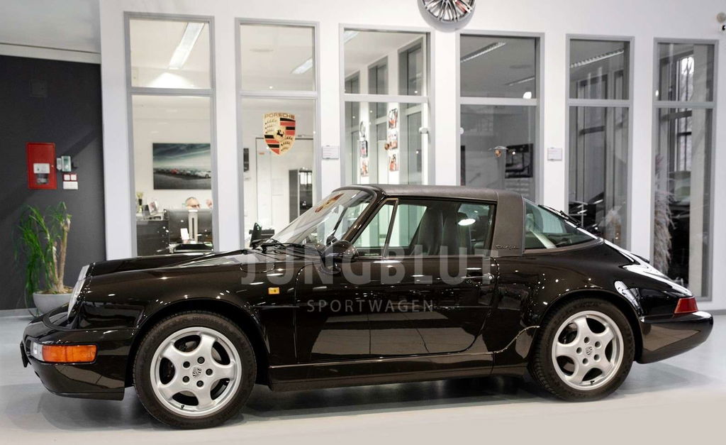Porsche 964 Carrera 4