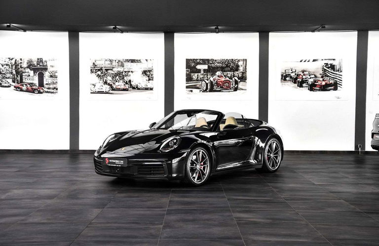 Porsche 992 Carrera 4S