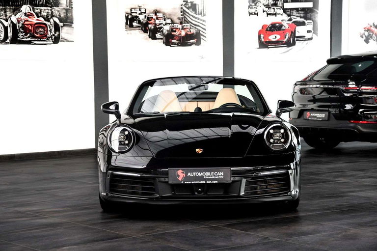 Porsche 992 Carrera 4S