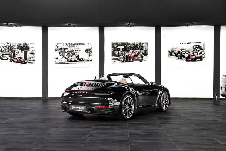 Porsche 992 Carrera 4S