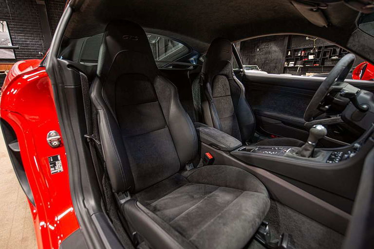 Porsche 718 Cayman GTS 4.0