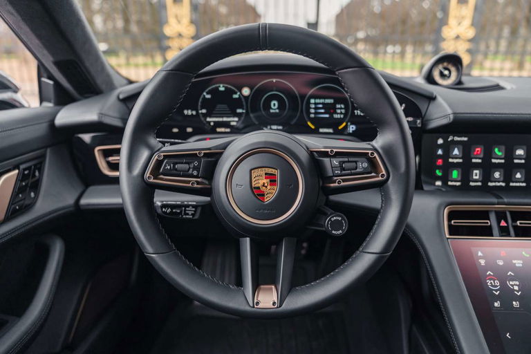 Porsche Taycan Turbo S
