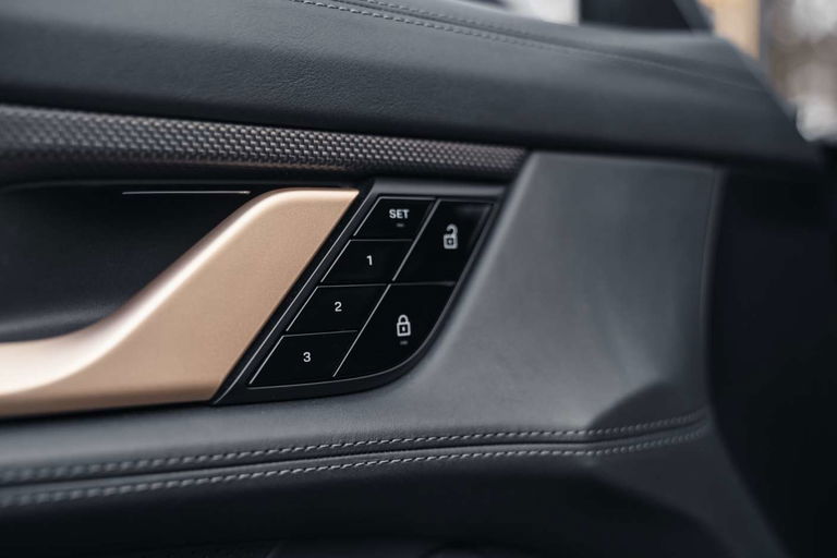 Porsche Taycan Turbo S