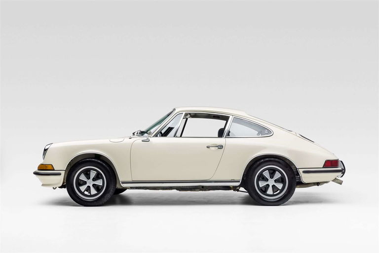 Porsche 911 T (US)