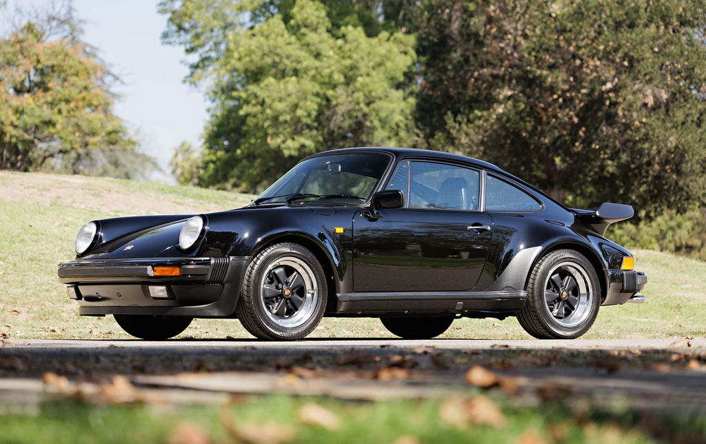 Porsche 911 Turbo 3.3 (US)