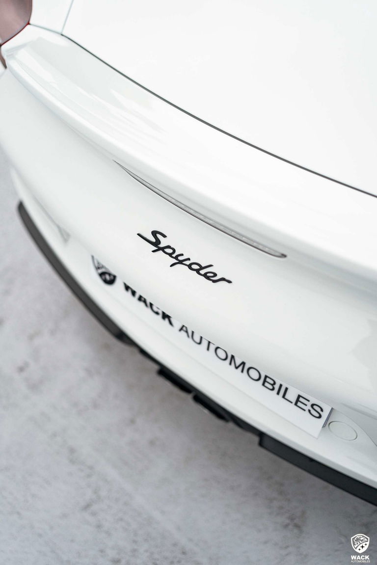 Porsche 981 Boxster Spyder