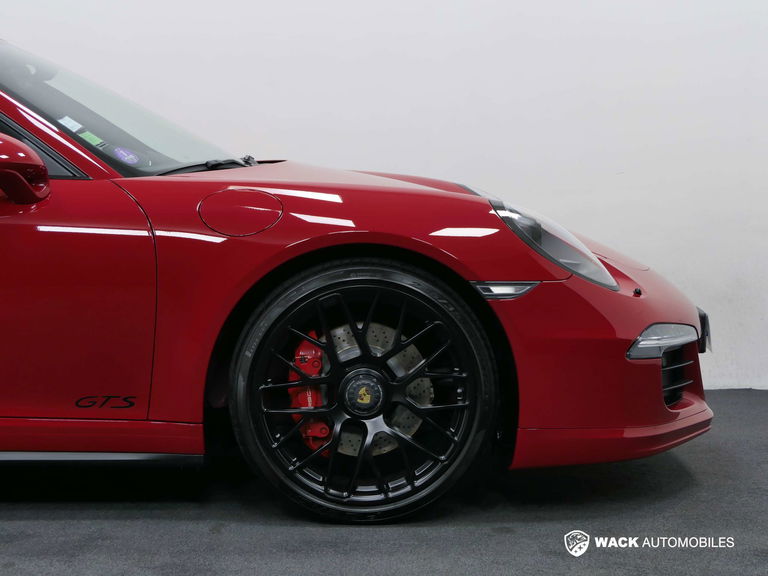 Porsche 991 Carrera GTS