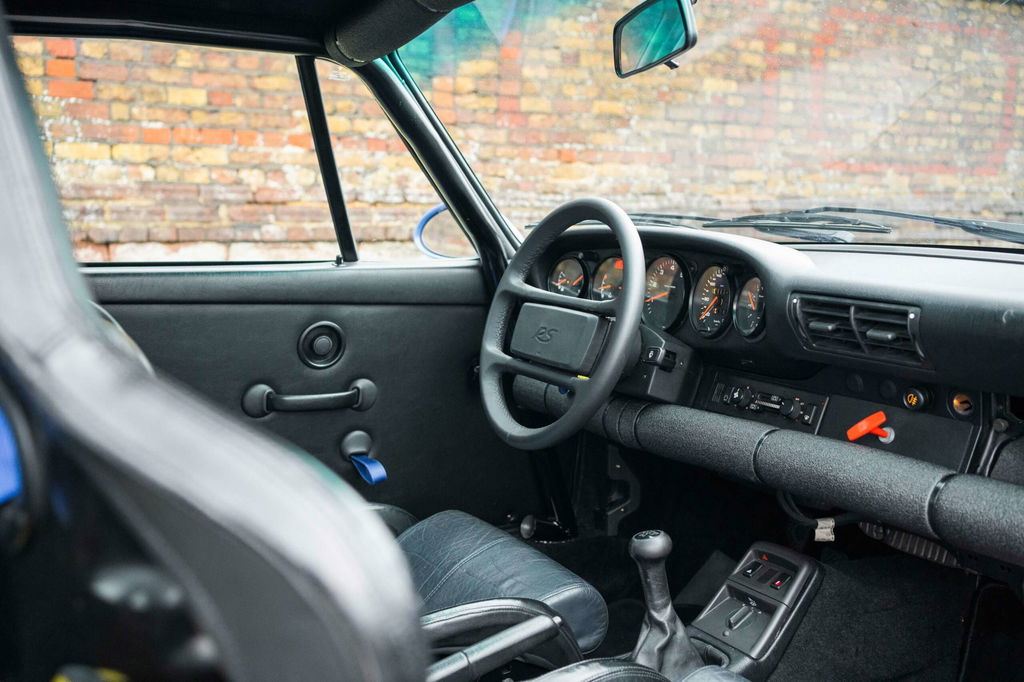 Porsche 964 Carrera RS