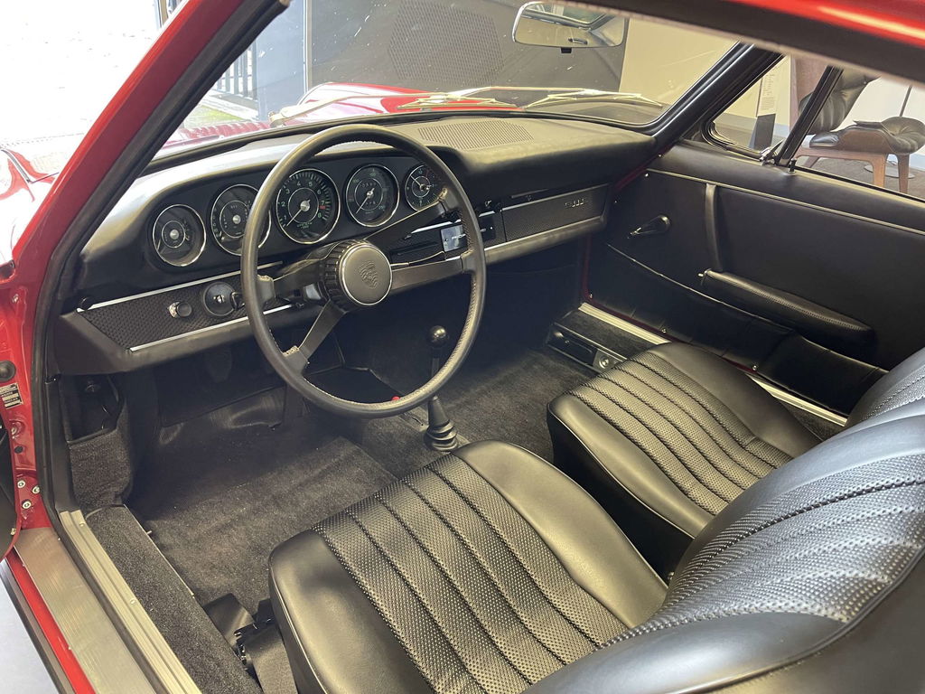 Porsche 911 S (F-Modell)