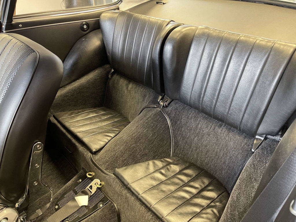 Porsche 911 S (F-Modell)