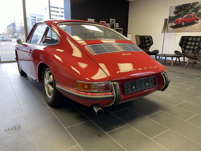 Porsche 911 S (F-Modell)